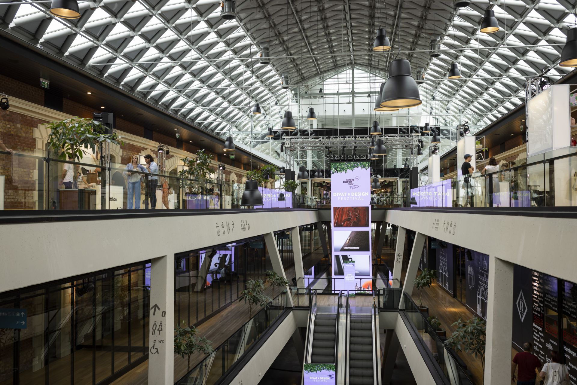 Idén is népszerűek voltak a Szent István Nap divat- és designprogramjai