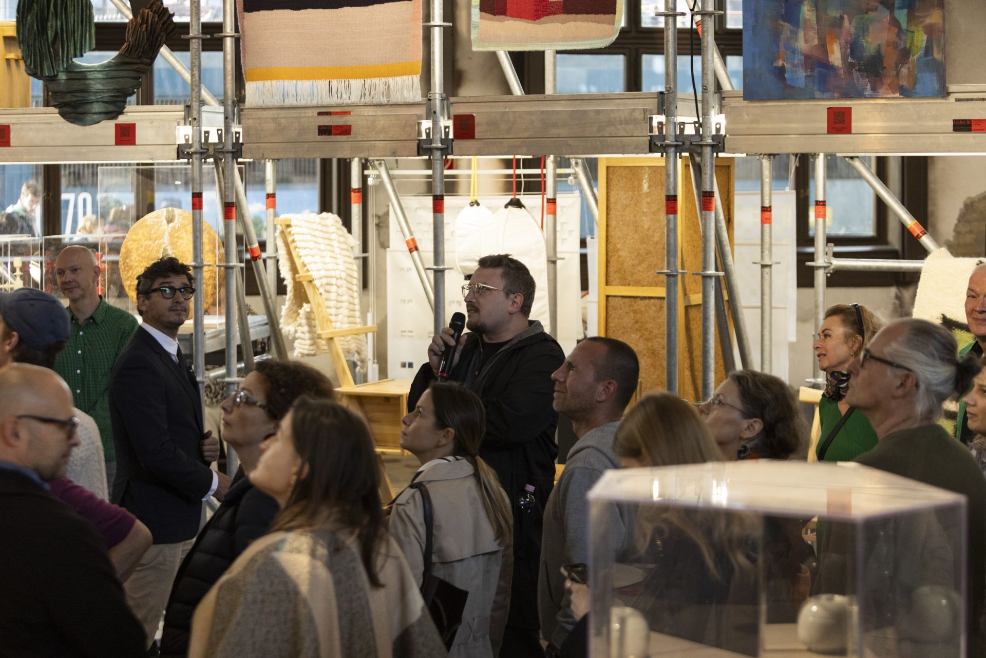 Objektív szakmai és szórakoztatóan szubjektív tárlatvezetések várják a 360DBP látogatóit