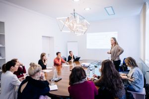 A designipar fejlesztése érdekében indított mentorprogramot a Magyar Divat & Design Ügynökség