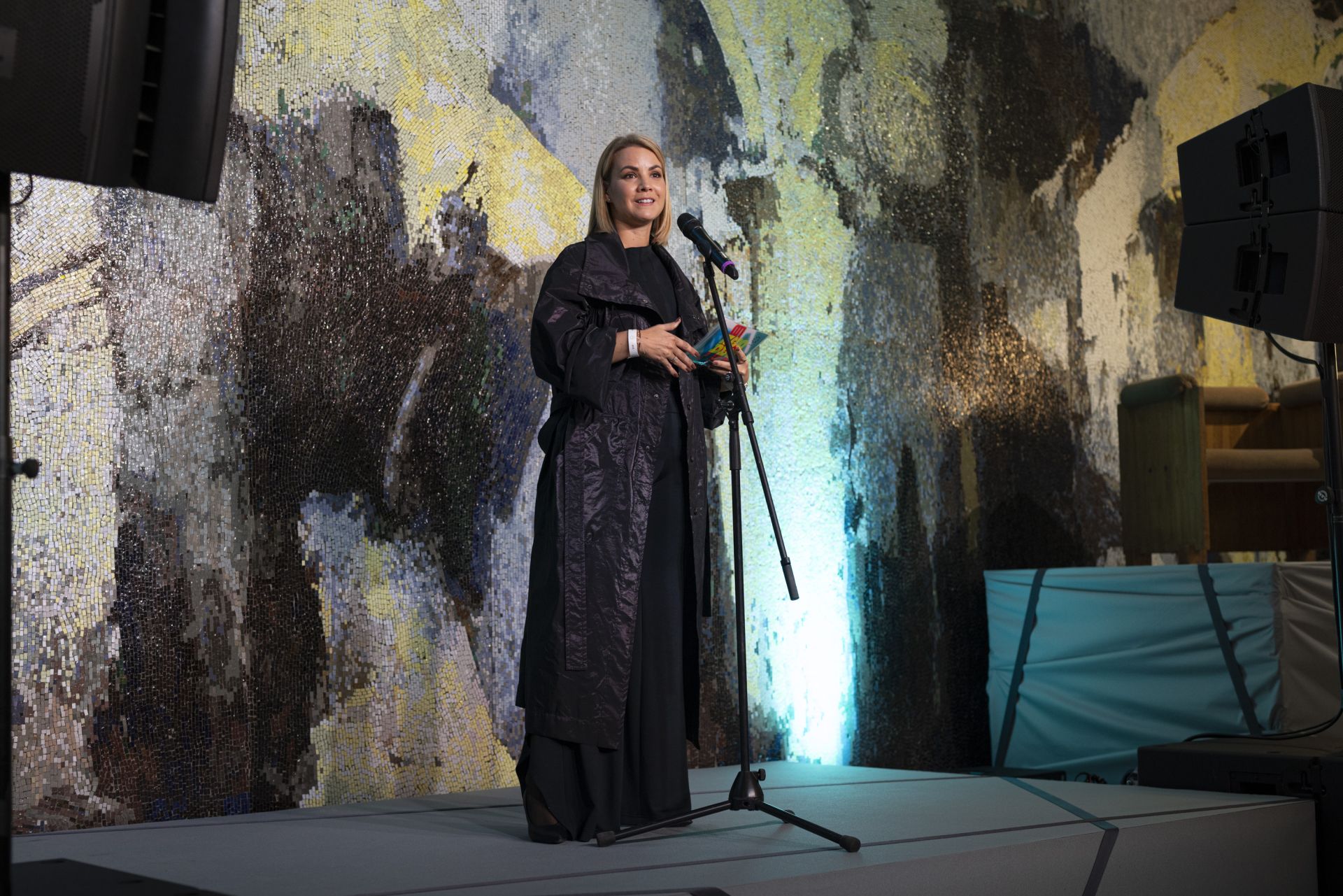 A kiállítótértől a világpiacig